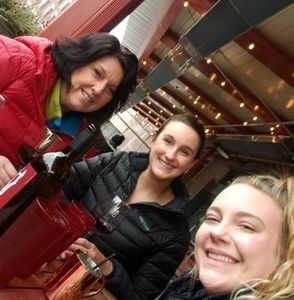 Meet your Posher, Sherry